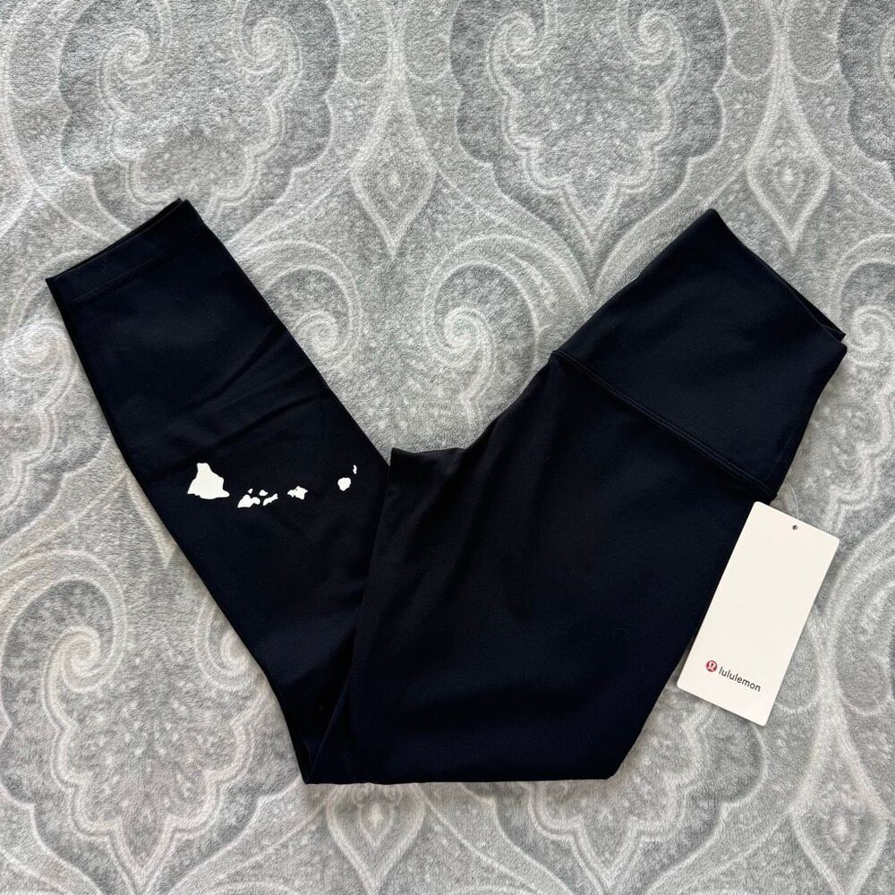 Women’s NWT Hawaii Exclusive Lululemon Align Leggings